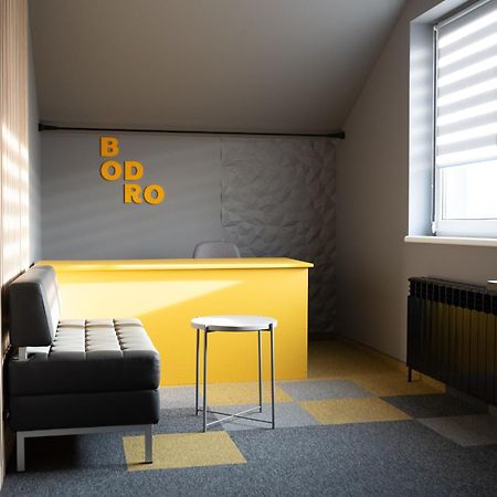 Готельні Кімнати Bodro Clinic Novovolyns'k Bagian luar foto