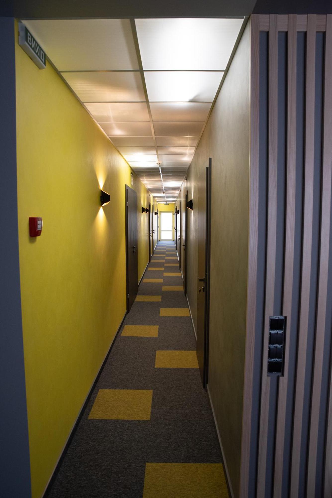 Готельні Кімнати Bodro Clinic Novovolyns'k Bagian luar foto